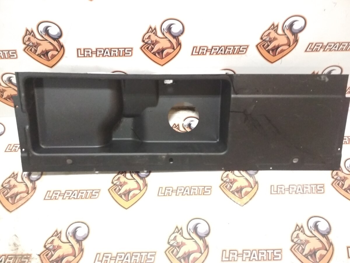 LR085683 Left luggage compartment trim panel Land Rover Discovery 5 L462 (2017-) used
